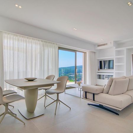 Livinghome Suites Parga Exterior foto